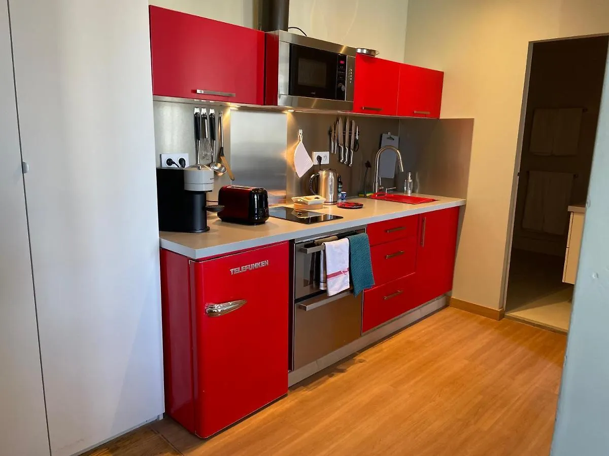 Appartement Mignon Calme Douillet Ascenseur Clim Etage Eleve Proche Parking Et Toutes Commodites Au Coeur Du Toulon Historique 프랑스