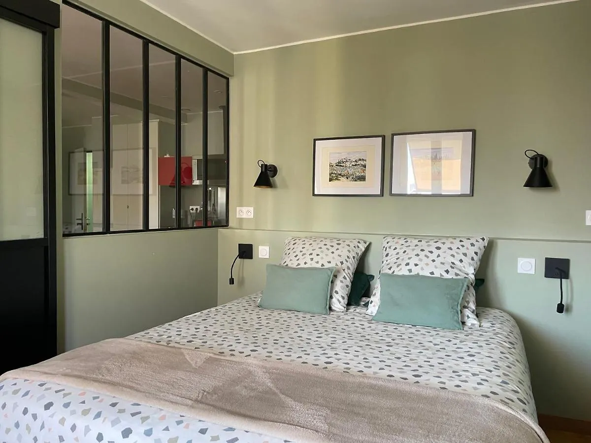 Appartement Mignon Calme Douillet Ascenseur Clim Etage Eleve Proche Parking Et Toutes Commodites Au Coeur Du Toulon Historique 프랑스